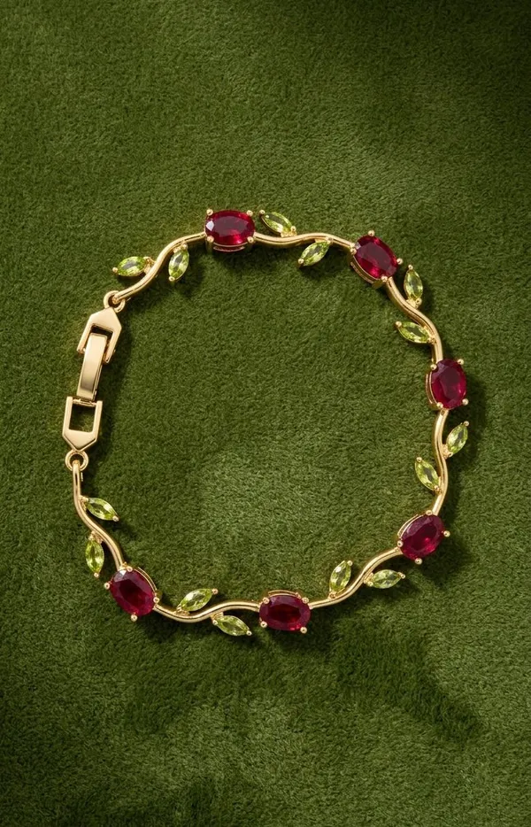 Red_Alloy_Bracelet_For_Women
