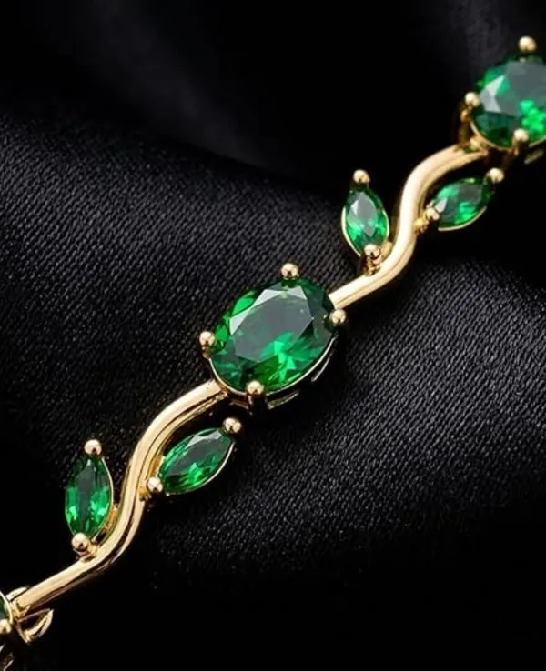 Purple_Alloy_Bracelet_For_Women
