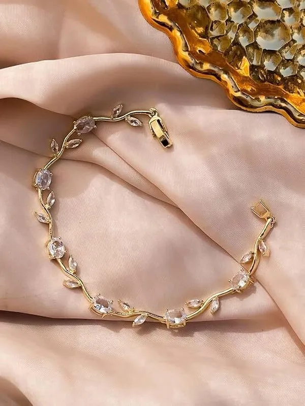 White_Alloy_Bracelet_For_Women