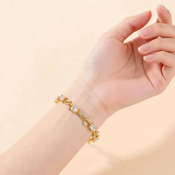 White_And_Gold_Metal_Bracelet_For_Women
