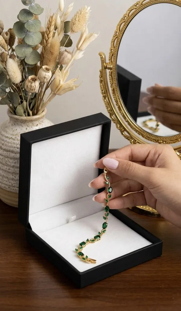 Gold_And_Green_Brass_Bracelet_For_Women