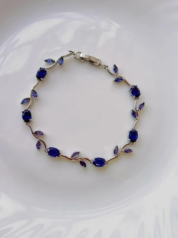 Silver_Stainless_Steel_Bracelet_For_Women