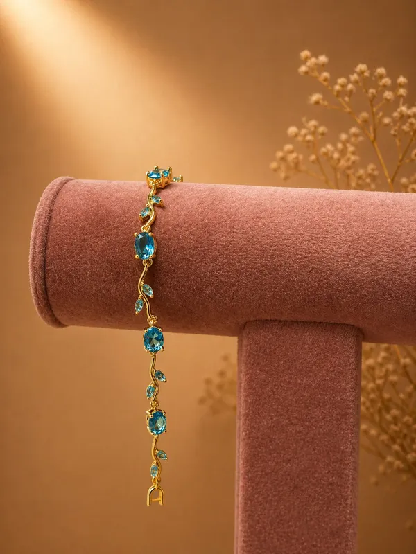 Gold_Alloy_Bracelet_For_Women
