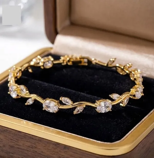 Gold_And_White_Stainless_Steel_Bracelet_For_Women