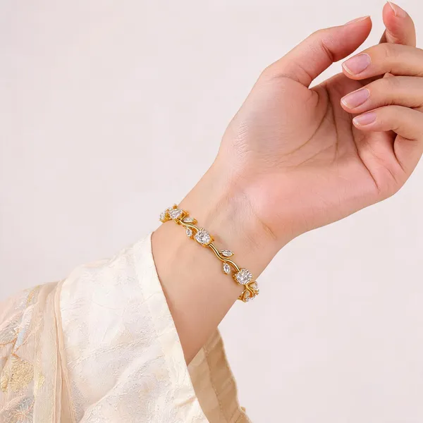 Gold_And_White_Metal_Bracelet_For_Women