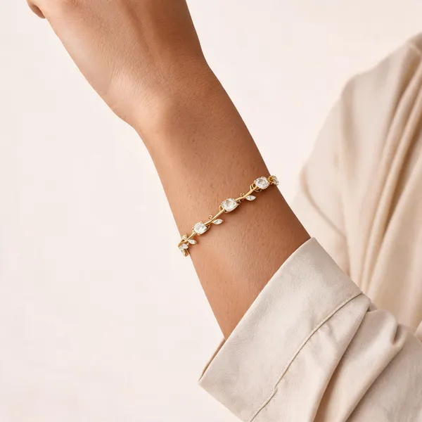 Gold_Alloy_Bracelet_For_Women