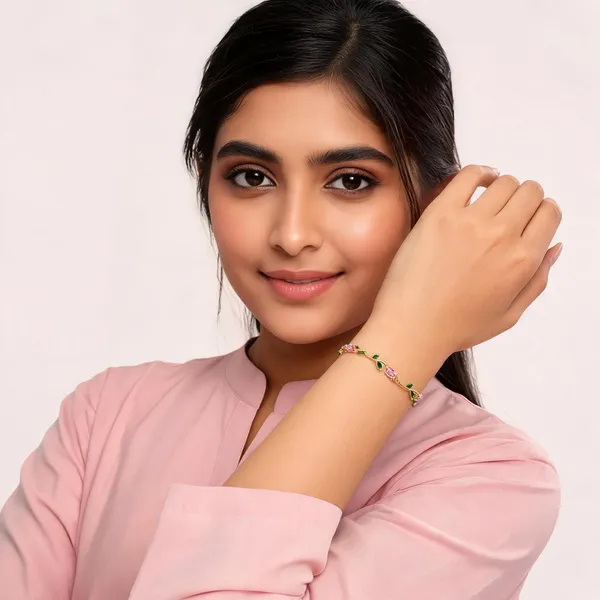 Gold_Alloy_Bracelet_For_Women