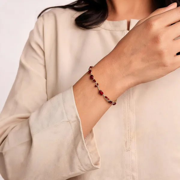Gold_And_Red_Stainless_Steel_Bracelet_For_Women