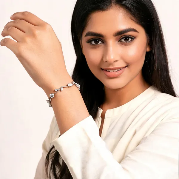 Silver_Stainless_Steel_Bracelet_For_Women