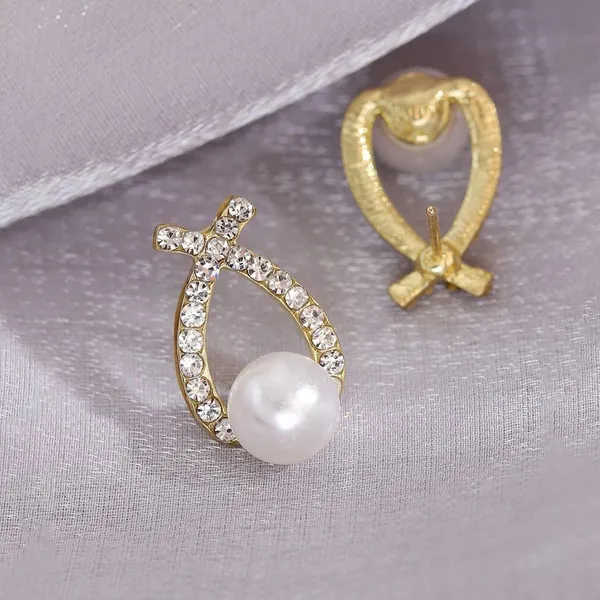 White_Alloy_Stud_Earring_For_Women_Pack_Of_2