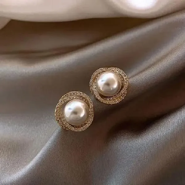 White_And_Gold_Alloy_Stud_Earring_For_Women_Pack_Of_2