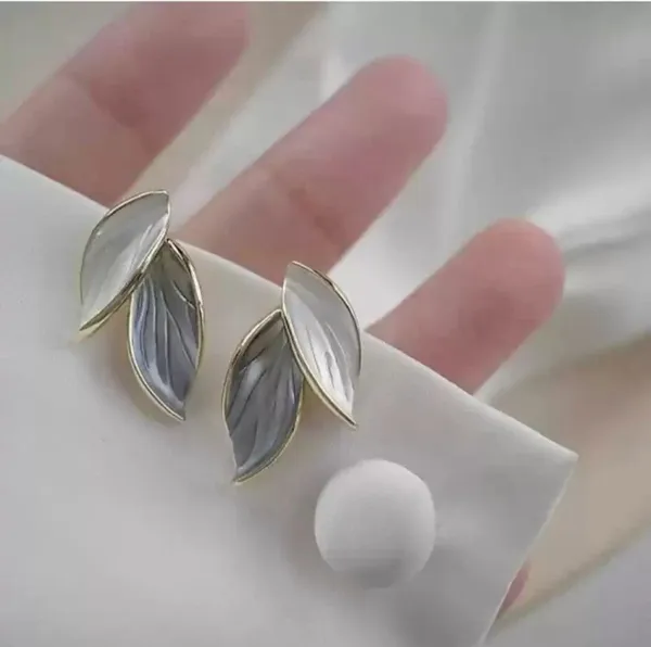 White_And_Grey_Alloy_Stud_Earring_For_Women_Pack_Of_2