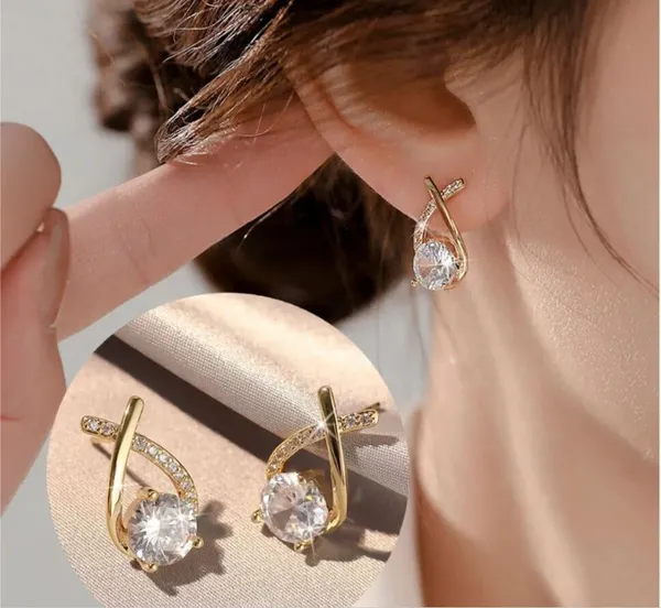 Black_And_Gold_Alloy_Stud_Earring_For_Women_Pack_Of_2