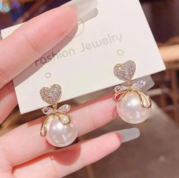 Gold_And_Purple_Alloy_Stud_Earring_For_Women