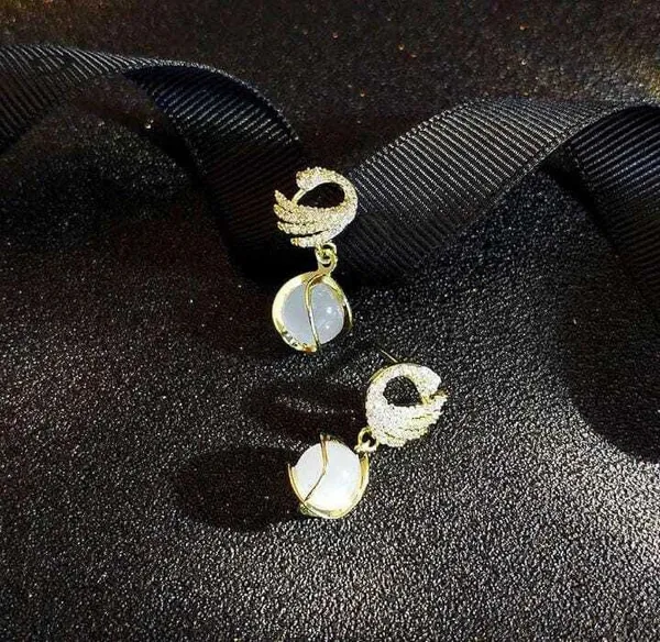 Gold_Alloy_Earrings_For_Women_Pack_Of_2