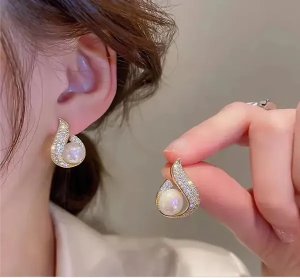 Purple_And_White_And_Bronze_And_Gold_Alloy_Stud_Earring_For_Women