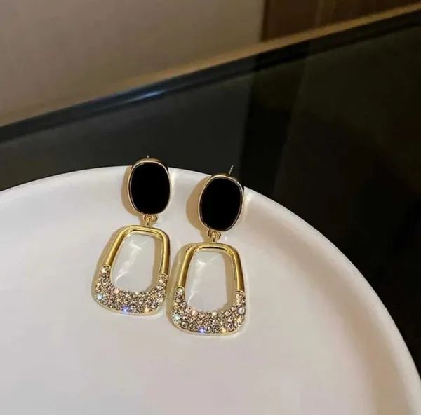 Gold_And_Black_Alloy_Earrings_For_Women_Pack_Of_2