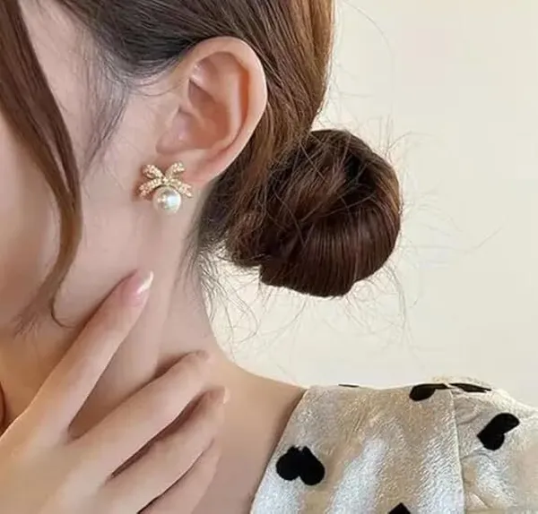 Gold_And_White_And_Grey_Brass_Stud_Earring_For_Women