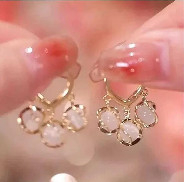 Gold_Metal_Hoop_Earrings_For_Women_Pack_Of_2