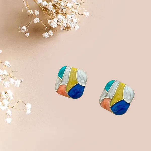 Multicolor_Brass_Stud_Earring_For_Women