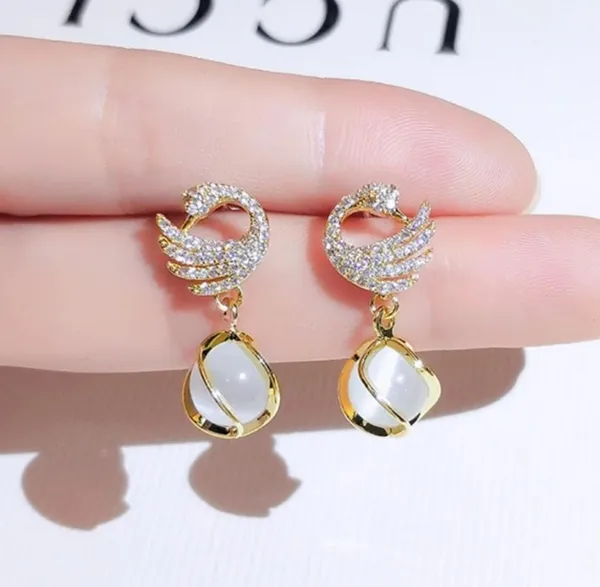 Gold_And_White_Alloy_Earring_For_Women_Pack_Of_2