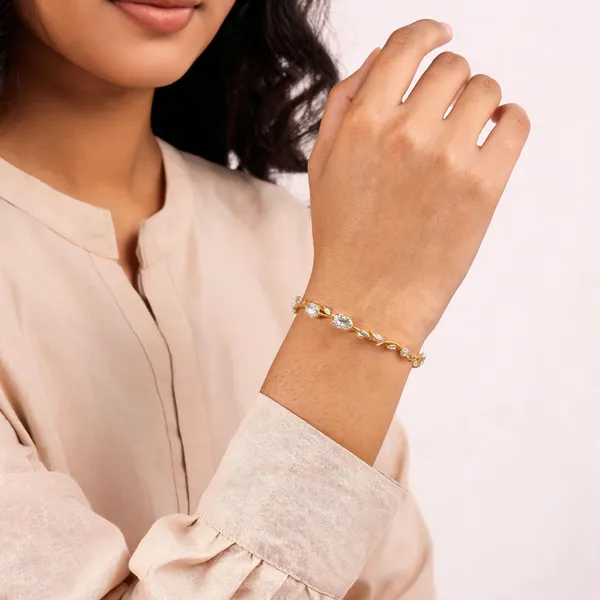 White_And_Gold_Stainless_Steel_Bracelet_For_Women