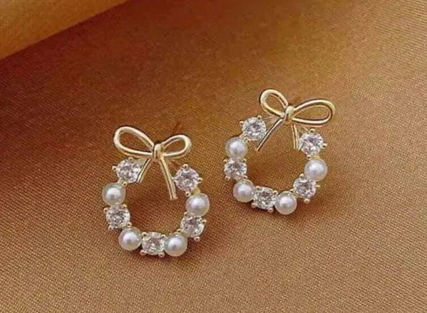 Gold_And_White_Alloy_Jewellery_Set_For_Women_Pack_Of_2