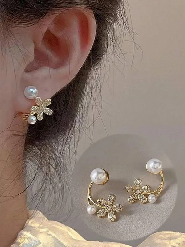 Gold_And_White_Alloy_Jewellery_Set_For_Women_Pack_Of_2