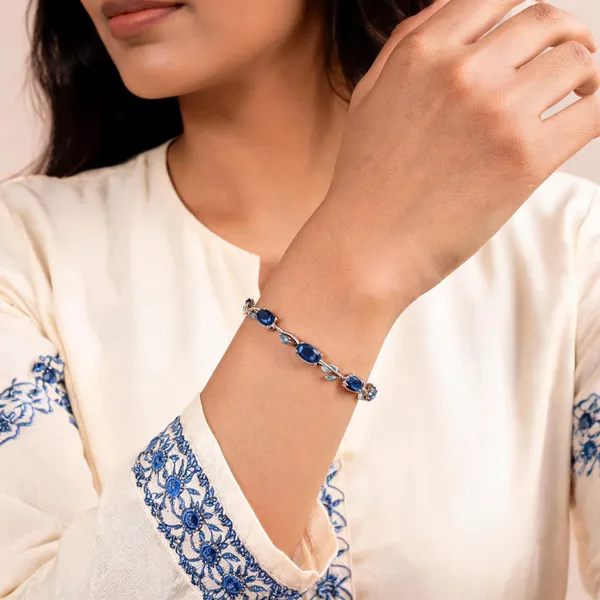 Blue_Alloy_Bracelet_For_Women