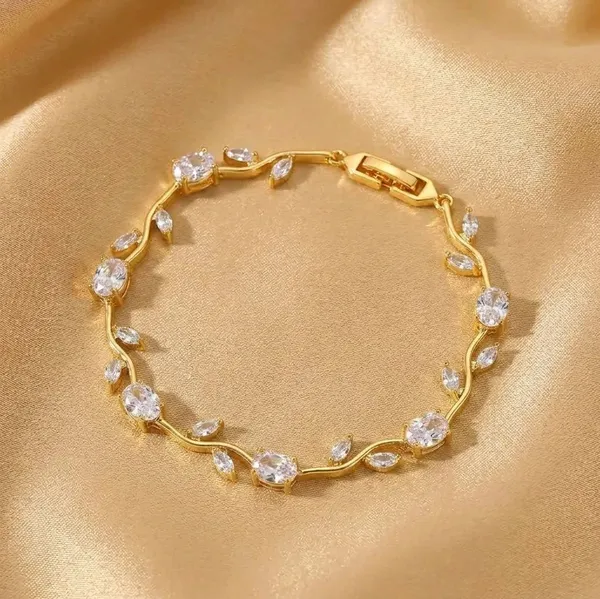 White_Alloy_Bracelet_For_Women