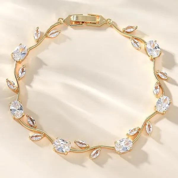 White_Alloy_Bracelet_For_Women