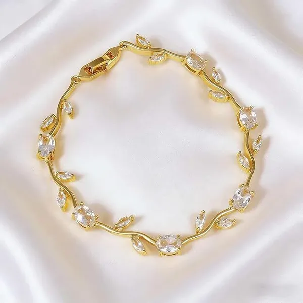 White_Alloy_Bracelet_For_Women