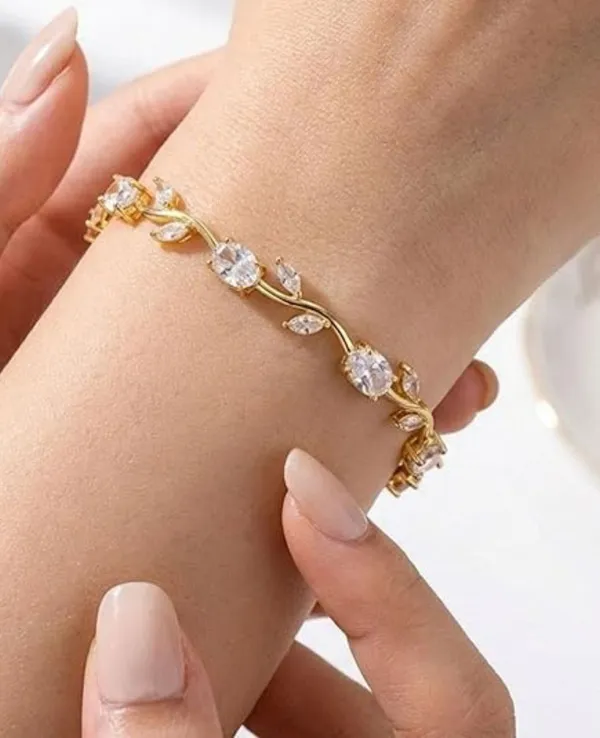 Green_Alloy_Armlet_For_Women