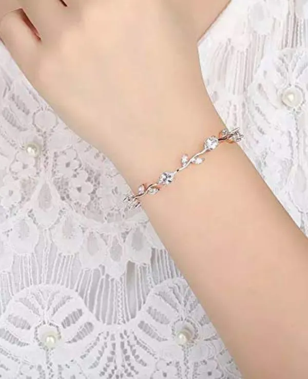 Green_Alloy_Armlet_For_Women
