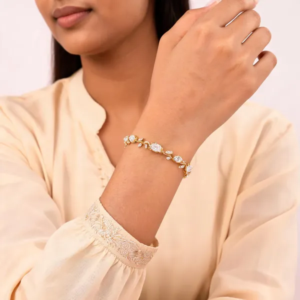 White_Stainless_Steel_Bracelet_For_Women