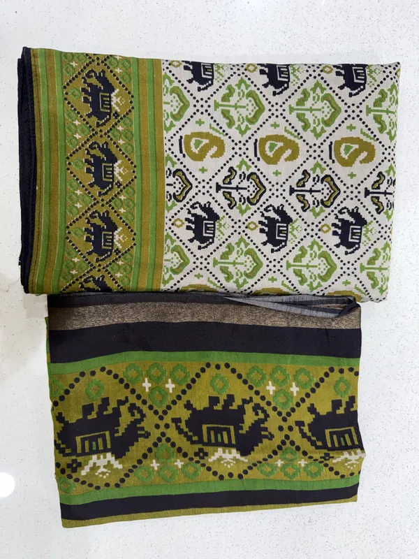 Green_Maheshwari_Gadwal_Traditional_Motif_Unstitched_Suit_For_Women