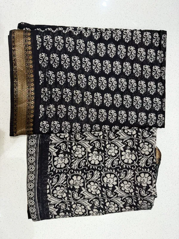 Black_Maheshwari_Gadwal_Paisley_Print_Unstitched_Suit_For_Women