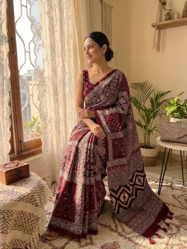 Maroon_Soft_Satin_Crepe_Saree_For_Women