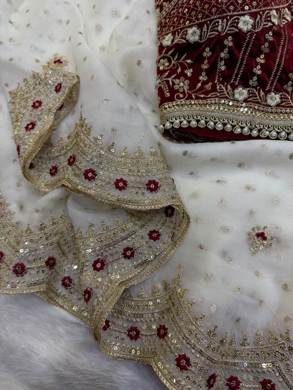 White_Zari_Butti_Saree_For_Women