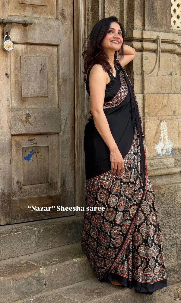 Black_Satin_Moss_Saree_For_Women