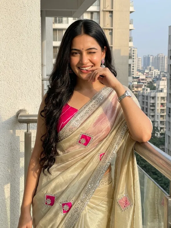 Pure_Cosmos_Tissue_Silk_Saree_with_Jaipuri-Inspired_Gota_Patti,_Leheriya_Patch_&_Elegant_Frill_Lace_Border