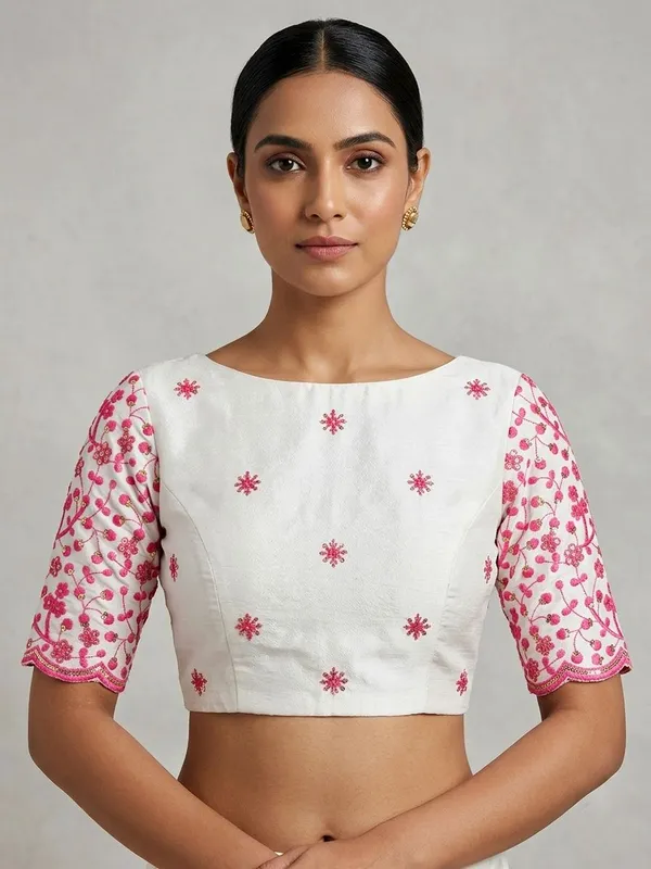 Embellished,_Solid/Plain,_Striped_Daily_Wear_Chiffon_Saree_(Pink)