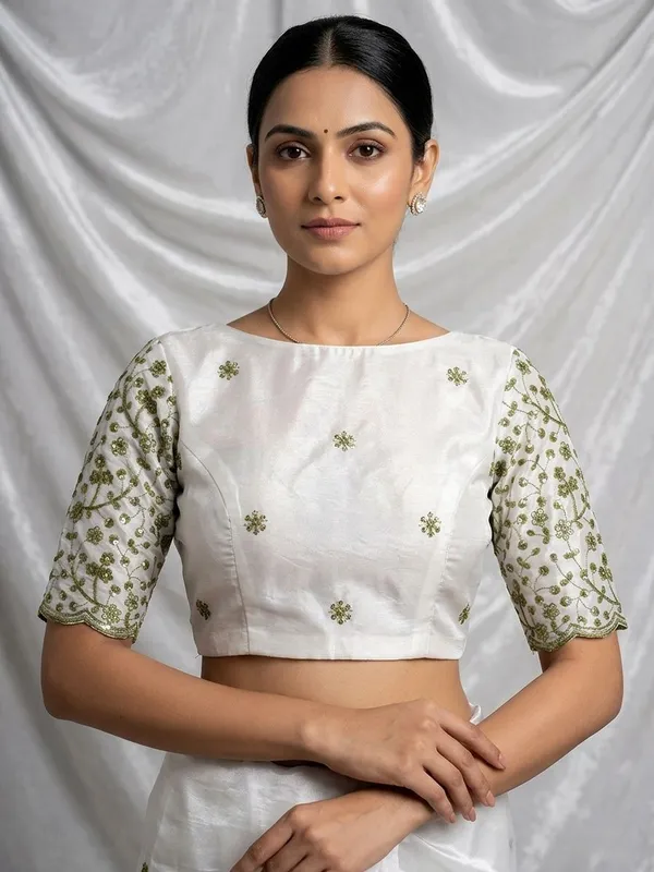 Embellished,_Solid/Plain,_Striped_Daily_Wear_Chiffon_Saree_(Green)