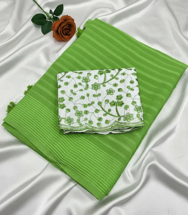 Embellished,_Solid/Plain,_Striped_Daily_Wear_Chiffon_Saree_(Green)