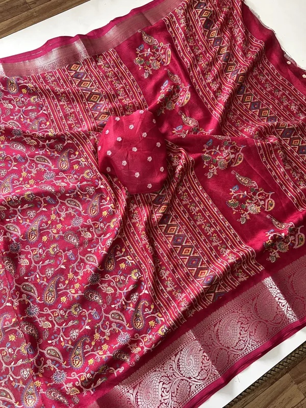 Floral_Print_Banarasi_Art_Silk_Saree_(Pink)