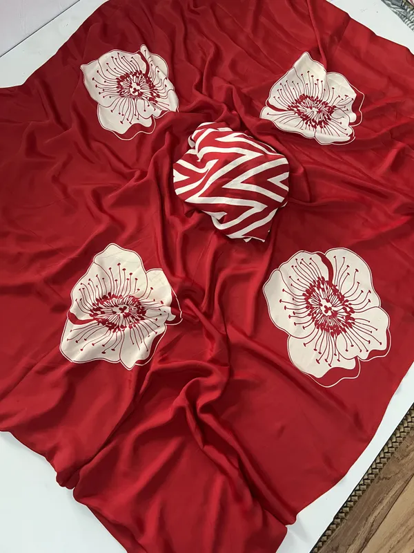 Floral_Print,_Printed_Daily_Wear_Crepe_Saree_(Red)