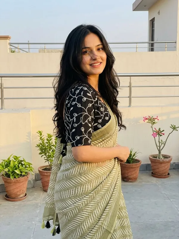 Geometric_Print_Daily_Wear_Chiffon_Saree_(Green)