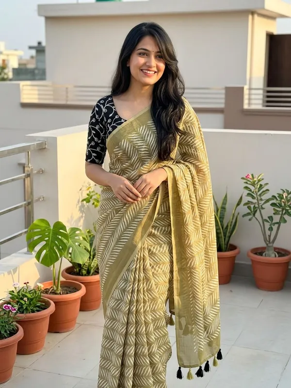 Geometric_Print_Daily_Wear_Chiffon_Saree_(Green)