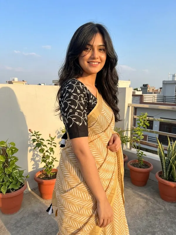 Geometric_Print_Daily_Wear_Chiffon_Saree_(Yellow)