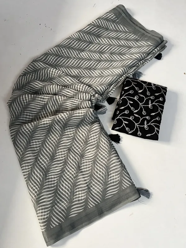 Geometric_Print_Daily_Wear_Chiffon_Saree_(Grey)